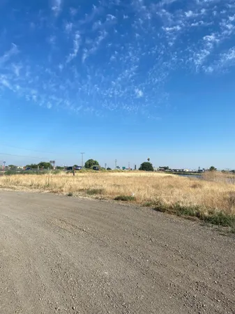 $65,000 | 2206 N Street, Firebaugh, CA 93622