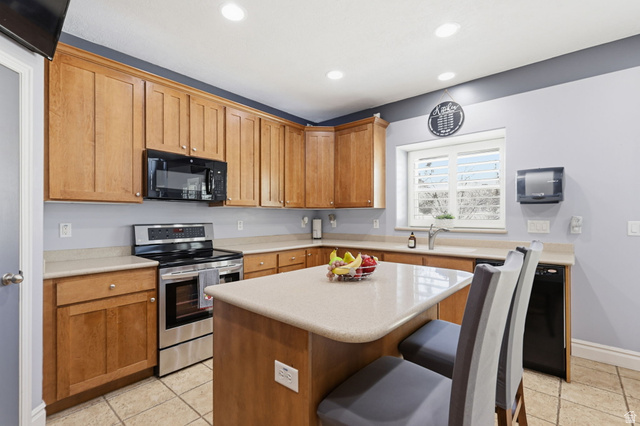 13626 Bluewing Way Riverton, UT 84096 - Photo 19 of 73
