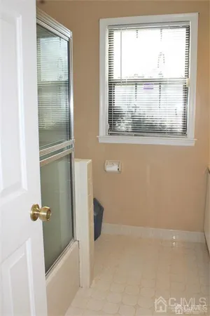 $2,400 | 1003 Woodhaven Drive, Edison, NJ 08817