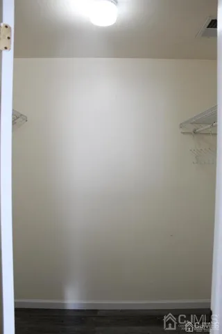 $2,500 | 1003 Woodhaven Drive, Edison, NJ 08817