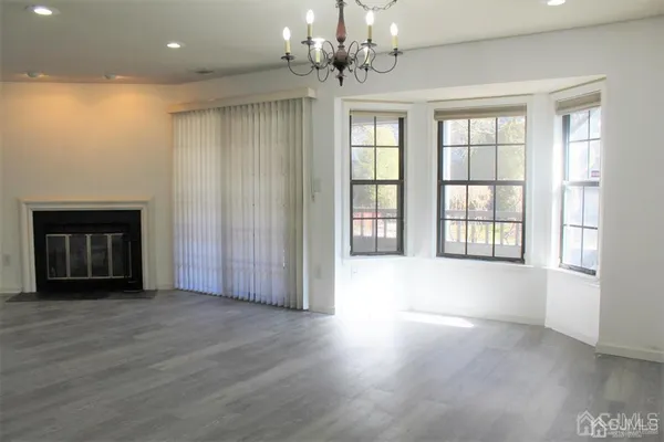 $2,400 | 1003 Woodhaven Drive, Edison, NJ 08817