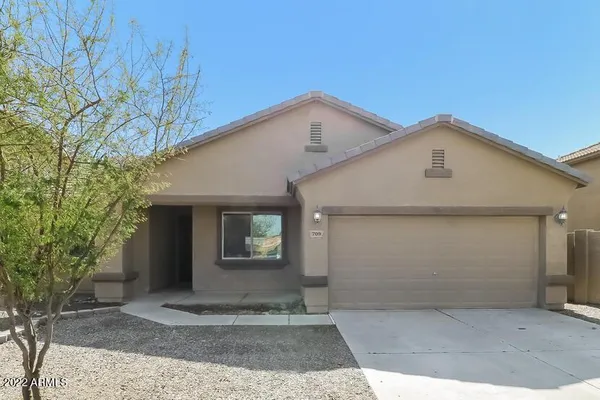 $2,110 | 709 East Whyman Avenue, Avondale, AZ 85323
