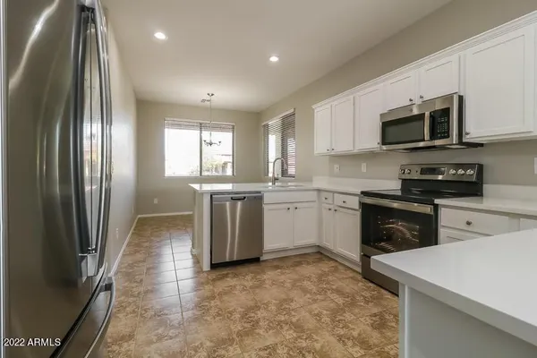 $2,110 | 709 East Whyman Avenue, Avondale, AZ 85323