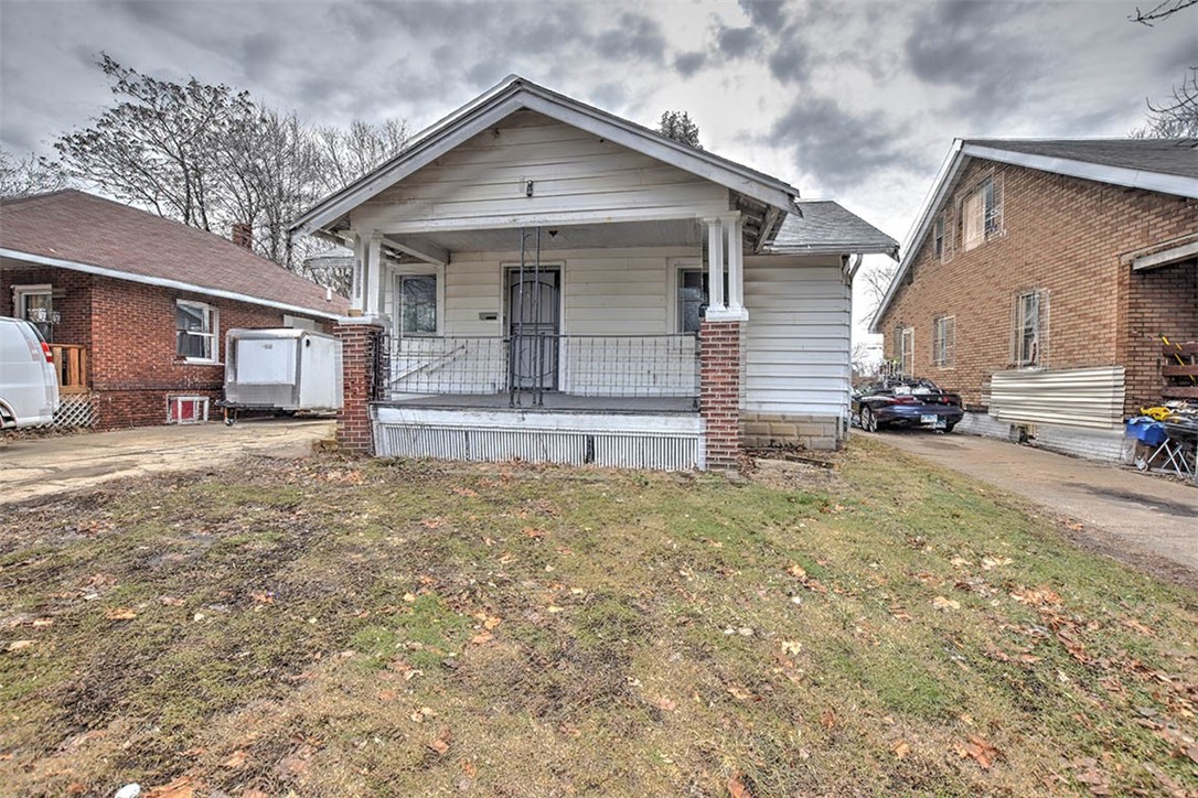 1253 East Olive Street Decatur, IL 62526 - Photo 3 of 14
