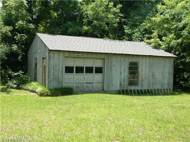 9099 Hillsville Road Trinity, NC 27370 - Photo 14 of 14 Gallery Image 14
