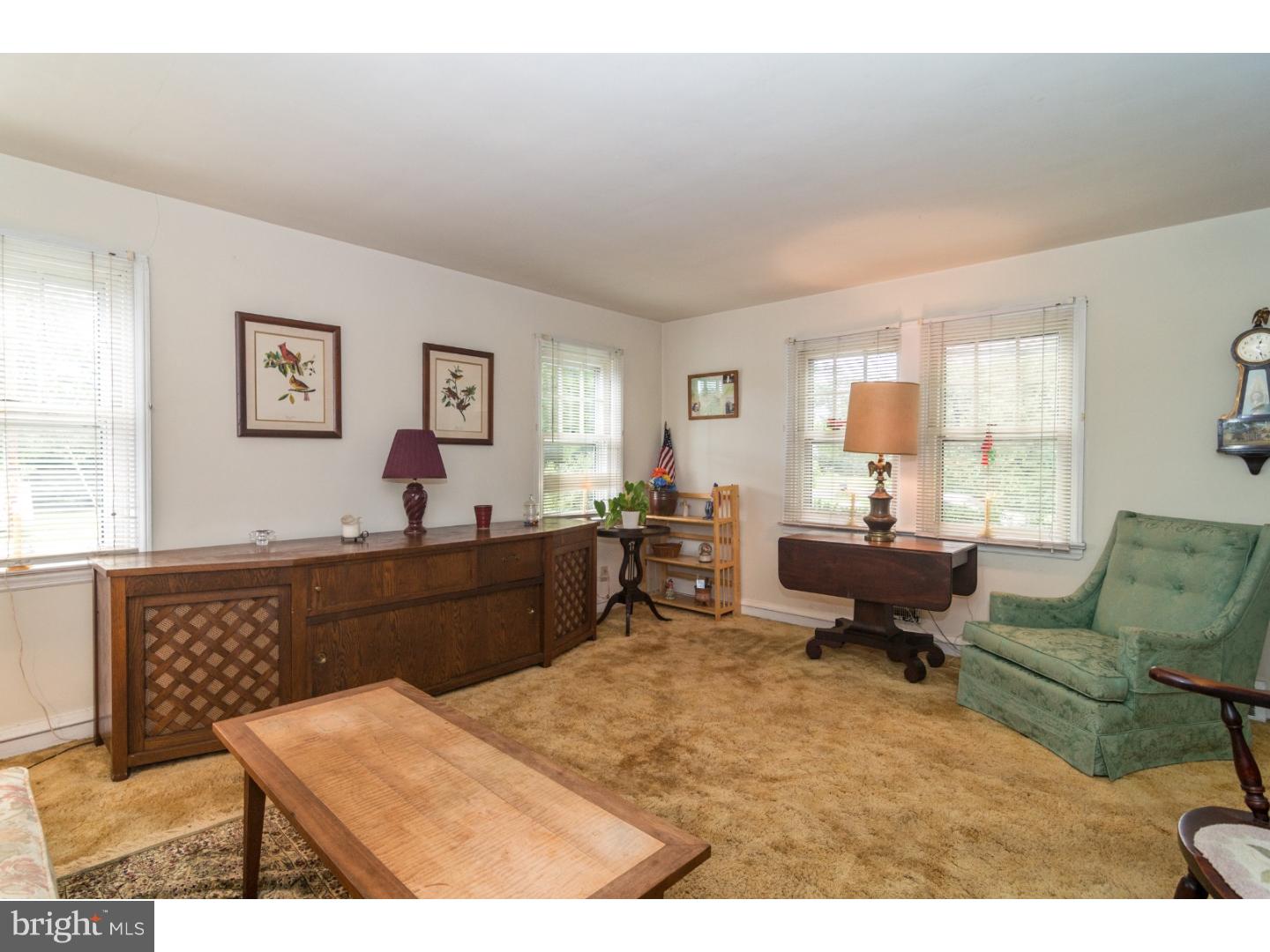 1262 Susquehanna Road Ambler, PA 19002 - Photo 13 of 23 Living Room