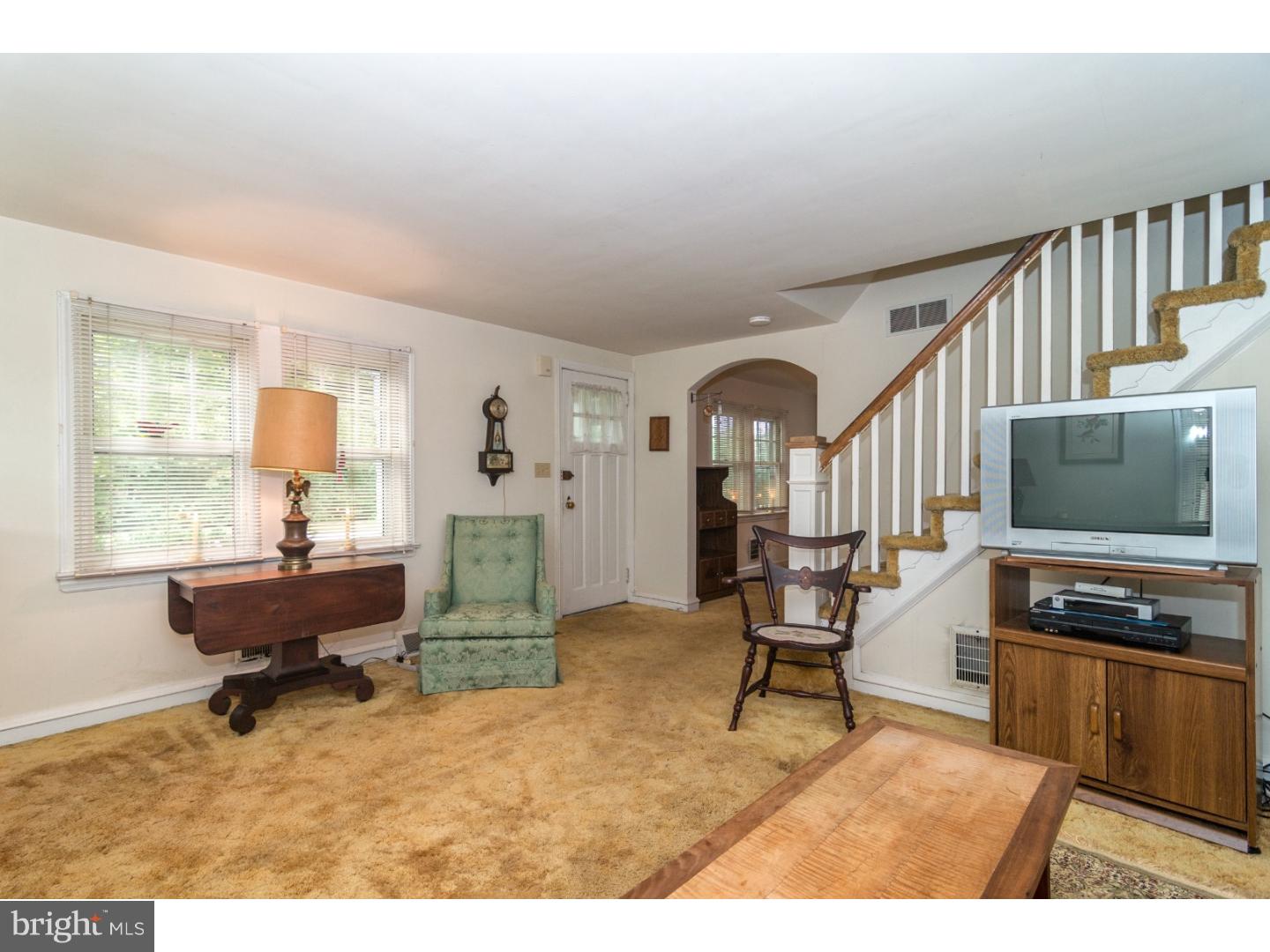1262 Susquehanna Road Ambler, PA 19002 - Photo 5 of 23 Family Room