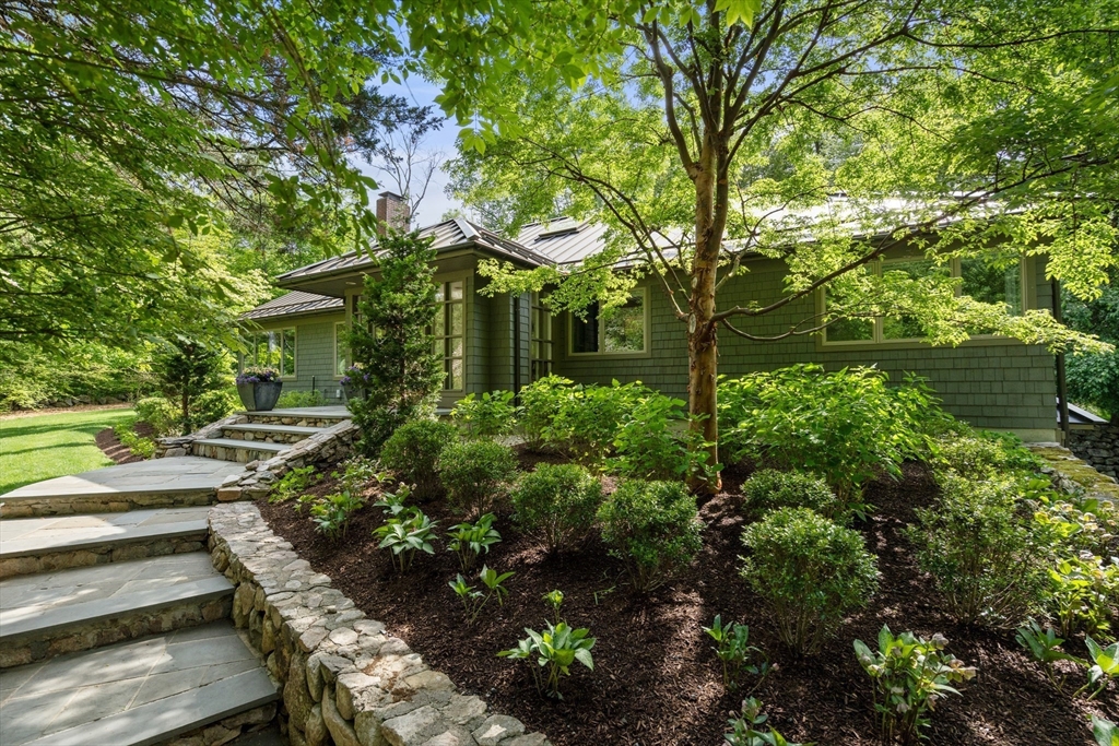 177 Plympton Road Sudbury, MA 01776 - Photo 34 of 40