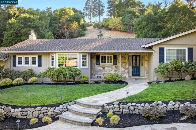$1,895,000 | 67 Lynwood Place, Moraga, CA 94556