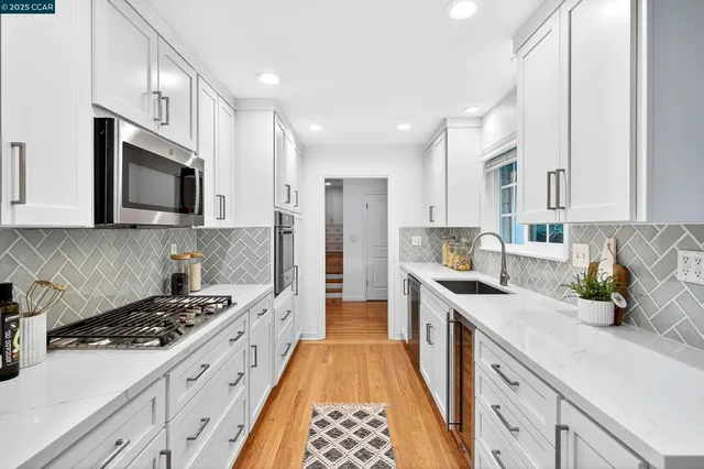 $1,895,000 | 67 Lynwood Place, Moraga, CA 94556