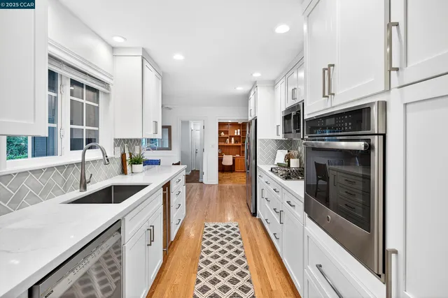 $1,895,000 | 67 Lynwood Place, Moraga, CA 94556