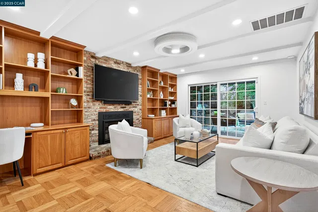 $1,895,000 | 67 Lynwood Place, Moraga, CA 94556