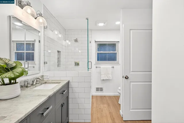 $1,895,000 | 67 Lynwood Place, Moraga, CA 94556