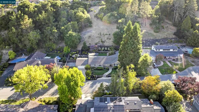 $1,895,000 | 67 Lynwood Place, Moraga, CA 94556