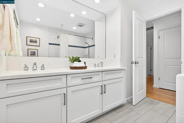 $1,895,000 | 67 Lynwood Place, Moraga, CA 94556