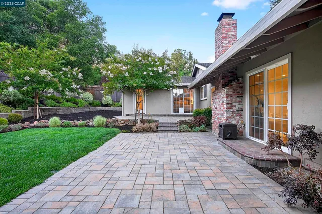 $1,895,000 | 67 Lynwood Place, Moraga, CA 94556
