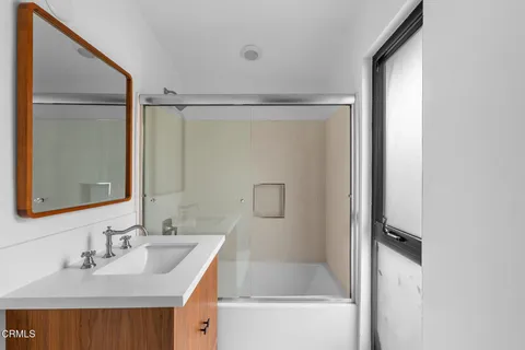 $799,000 | 40851 Bob Hope Drive, Rancho Mirage, CA 92270