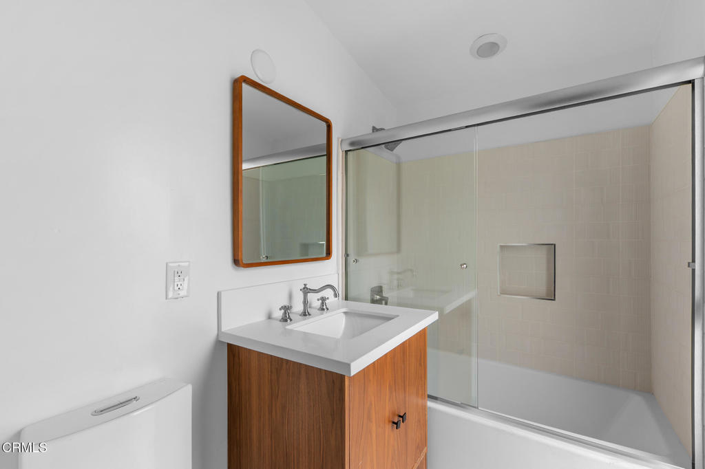 40851 Bob Hope Drive Rancho Mirage, CA 92270 - Photo 13 of 24 40851 Bob Hope Dr