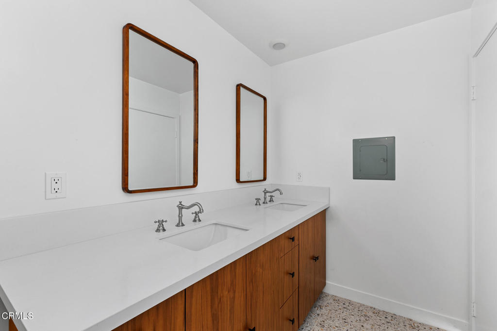 40851 Bob Hope Drive Rancho Mirage, CA 92270 - Photo 15 of 24 40851 Bob Hope Dr