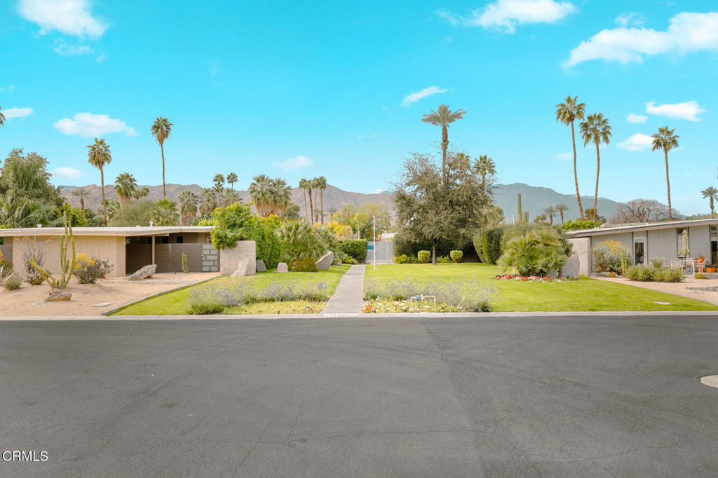 40851 Bob Hope Drive Rancho Mirage, CA 92270 - Photo 19 of 24 40851 Bob Hope Dr