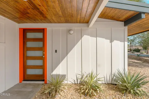 $799,000 | 40851 Bob Hope Drive, Rancho Mirage, CA 92270