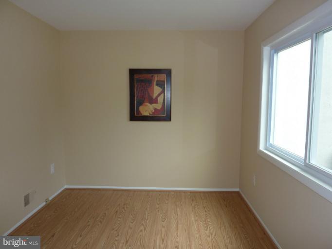280 North Cottage Road Sterling, VA 20164 - Photo 3 of 16 Family Room/DEN