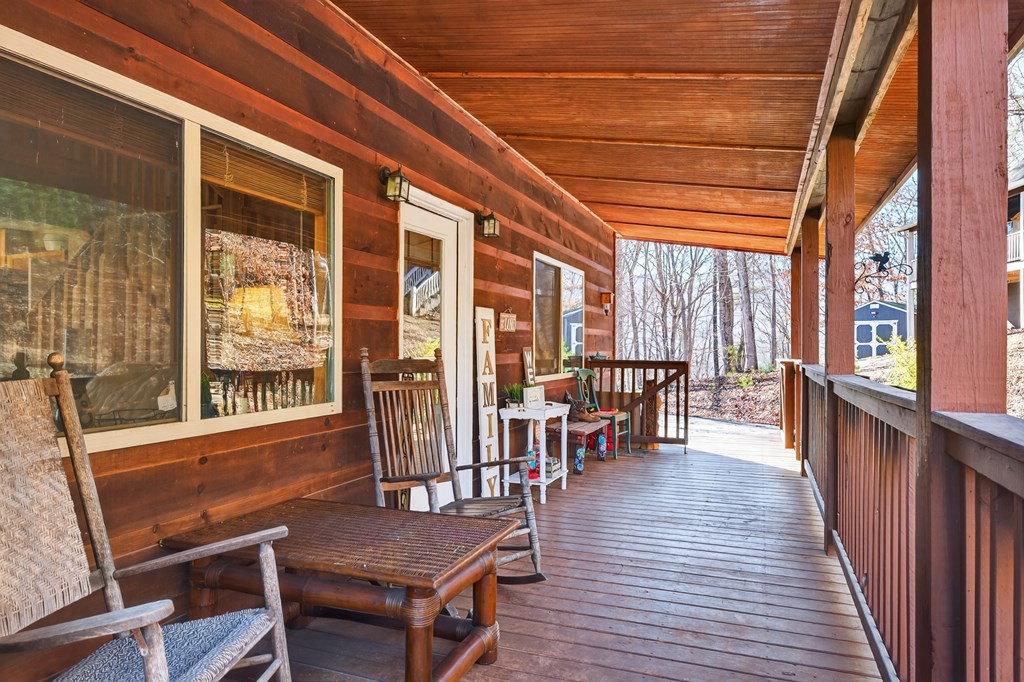 223 Redbud Road Hiawassee, GA 30546 - Photo 11 of 46