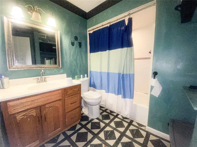 $195,000 | 1836 North Crystal Lake Drive, Unit 26, Lakeland, FL 33801