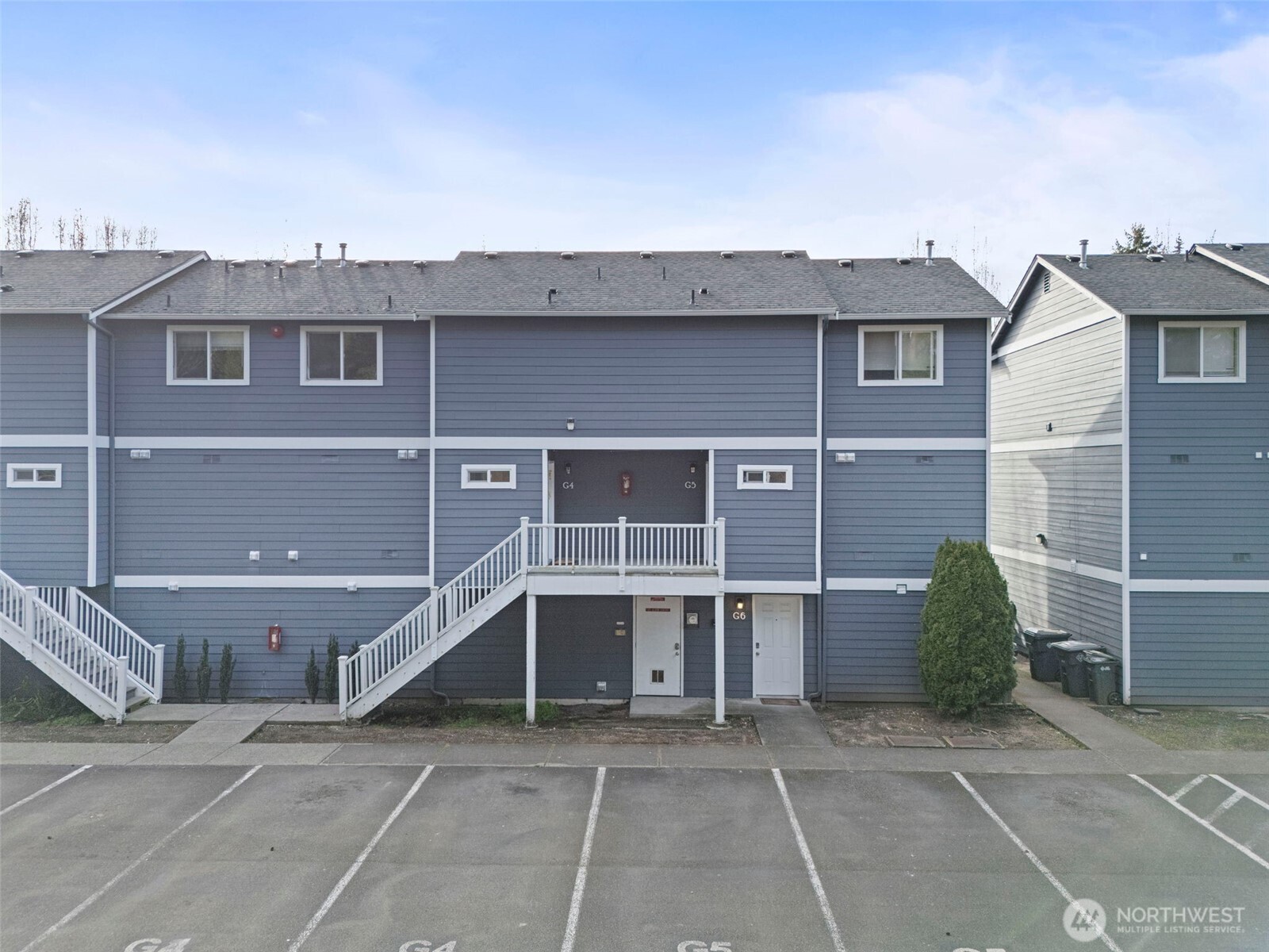 3939 10th Street Southeast, Unit G4 Puyallup, WA 98374 - Photo 22 of 25 a view of a house with a window