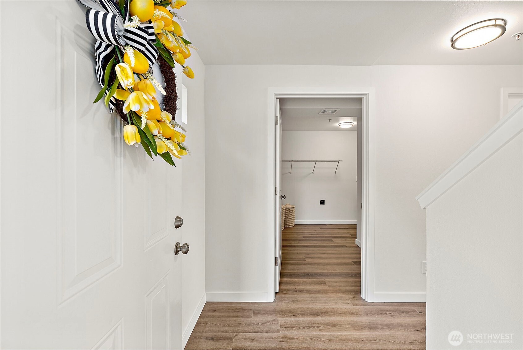 3939 10th Street Southeast, Unit G4 Puyallup, WA 98374 - Photo 3 of 25 a view of entryway