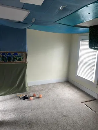 a view of a storage & utility room with washer and dryer