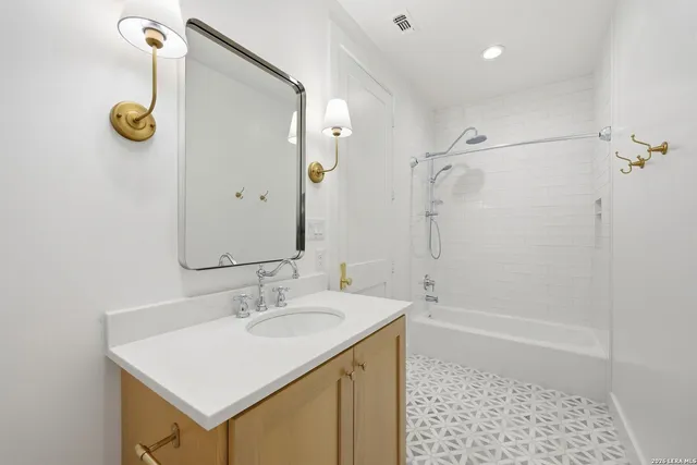 $1,999,999 | 807 Wade Road, New Braunfels, TX 78132