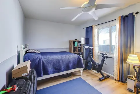 $525,000 | 462 Longwood Drive, Buffalo Grove, IL 60089