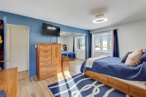 $525,000 | 462 Longwood Drive, Buffalo Grove, IL 60089