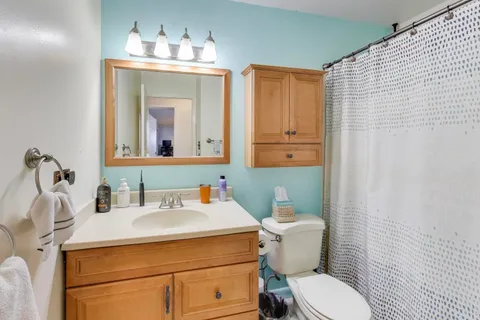 $525,000 | 462 Longwood Drive, Buffalo Grove, IL 60089