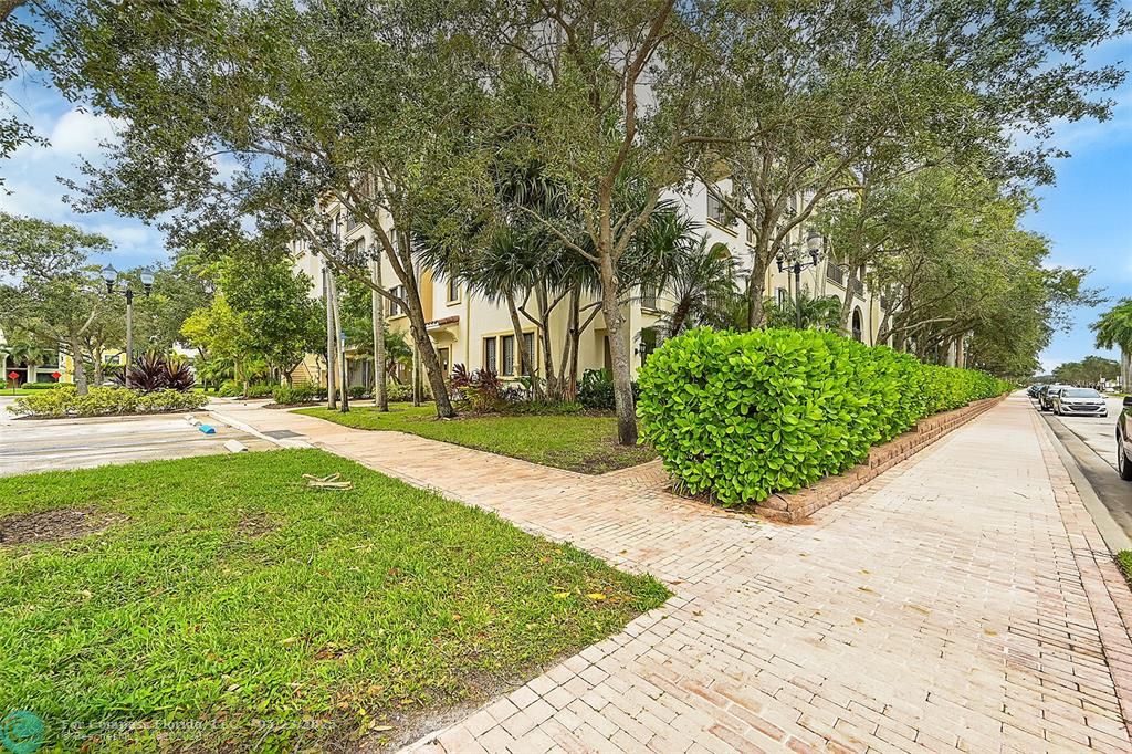 3055 Northwest 126th Ave Unit 108