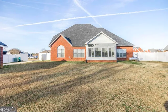 $470,000 | 161 Rowland Circle, Byron, GA 31008