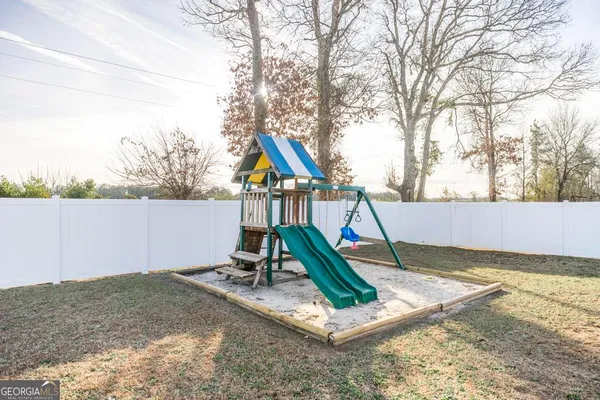 $490,000 | 161 Rowland Circle, Byron, GA 31008