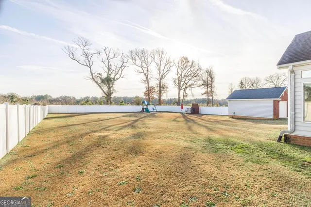 $470,000 | 161 Rowland Circle, Byron, GA 31008