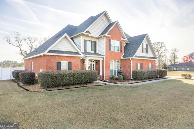 $470,000 | 161 Rowland Circle, Byron, GA 31008
