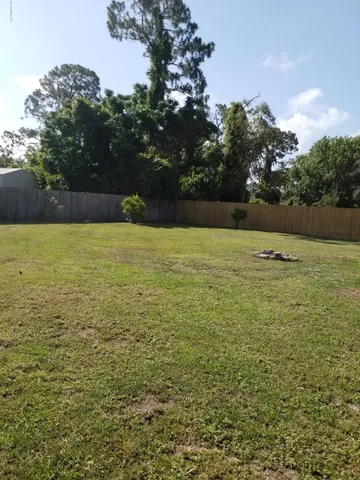 $2,000 | 6045 Cannon Avenue, Cocoa, FL 32927