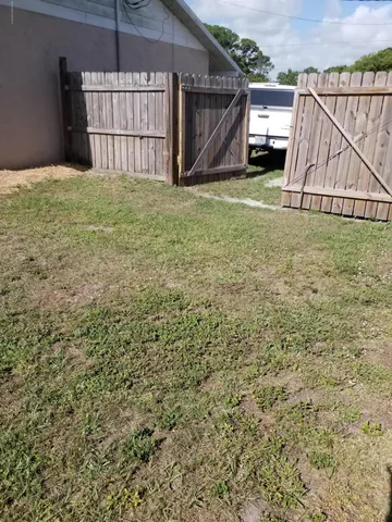 $2,000 | 6045 Cannon Avenue, Cocoa, FL 32927