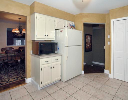 224 Falls Village Road Plum, PA 15239 - Photo 3 of 18 Kitchen. Well maintained and updated. All appliances included.