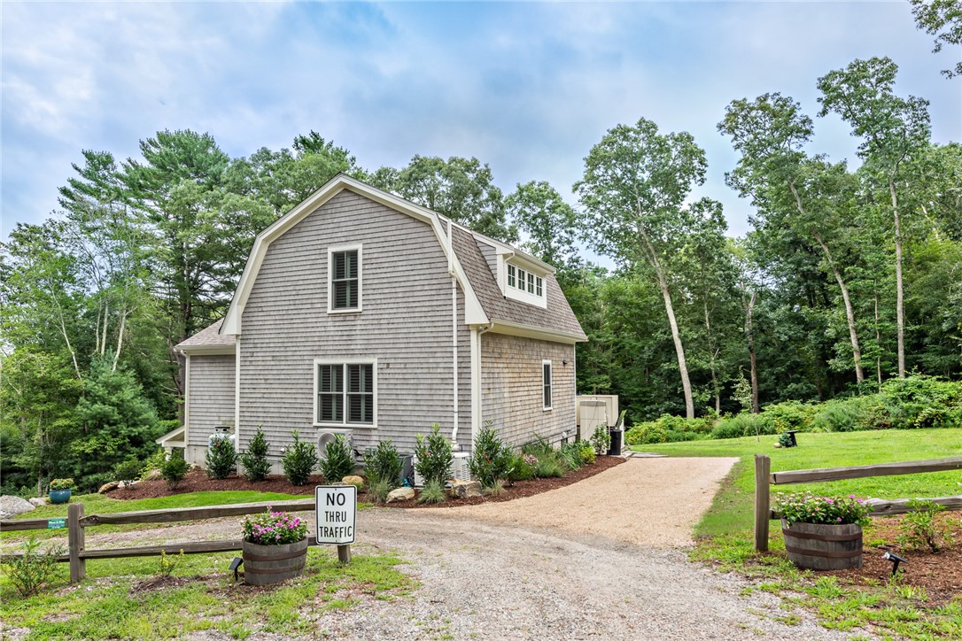 39 Stone Church Road Little Compton, RI 02837 - Photo 2 of 27