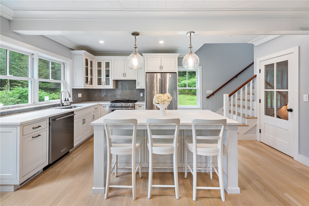 39 Stone Church Road Little Compton, RI 02837 - Photo 8 of 27
