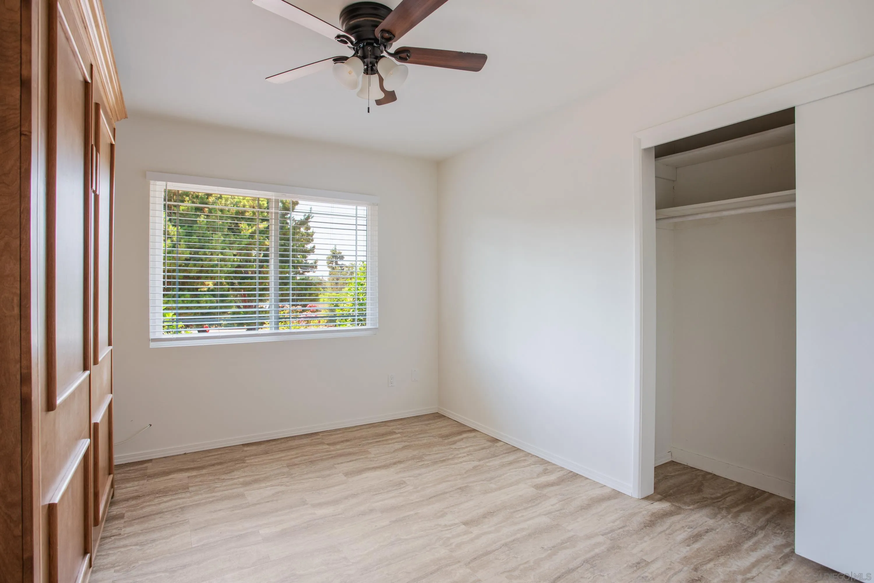 16355 Orchard Bend Road Poway, CA 92064 - Photo 20 of 49 a view of an empty room with a window