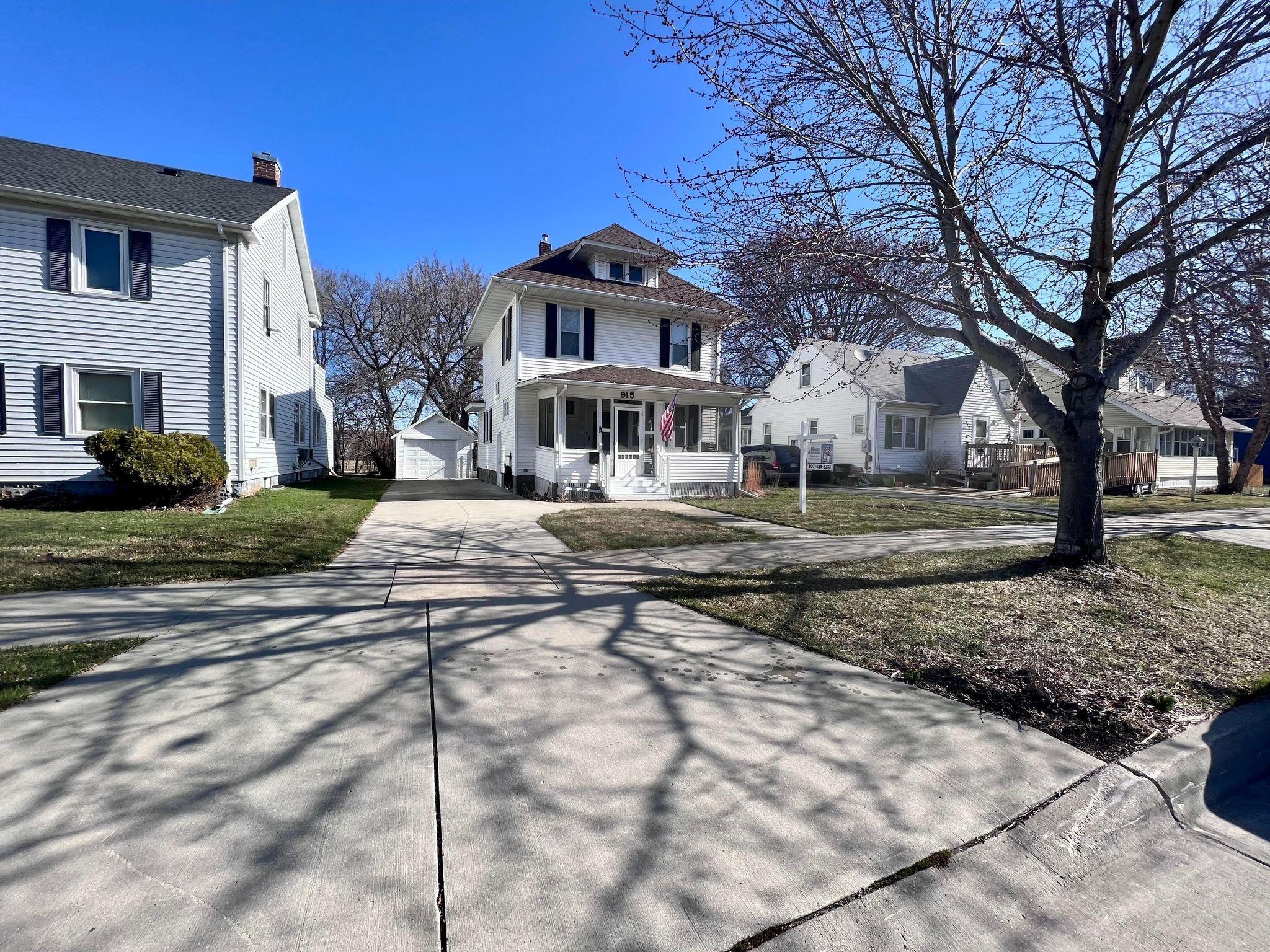 915 2nd Street Northwest Rochester, MN 55901 - Photo 1 of 1
