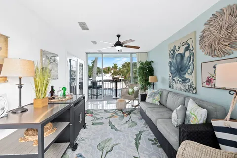 $625,000 | 180 Isle Of Venice Drive, Unit 224, Fort Lauderdale, FL 33301