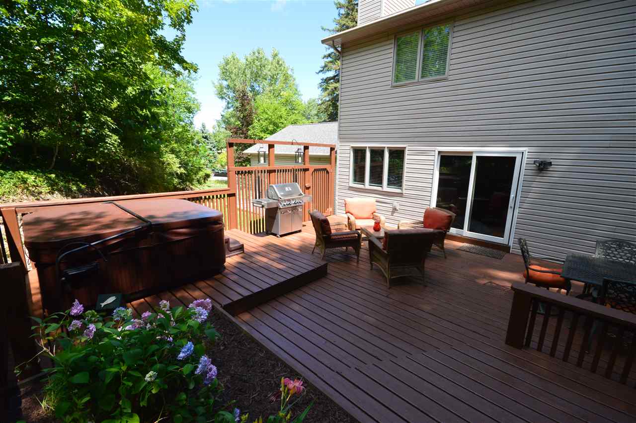 4209 Cedar Run Road Traverse City, MI 49684 - Photo 25 of 36 1850133-24.JPG
