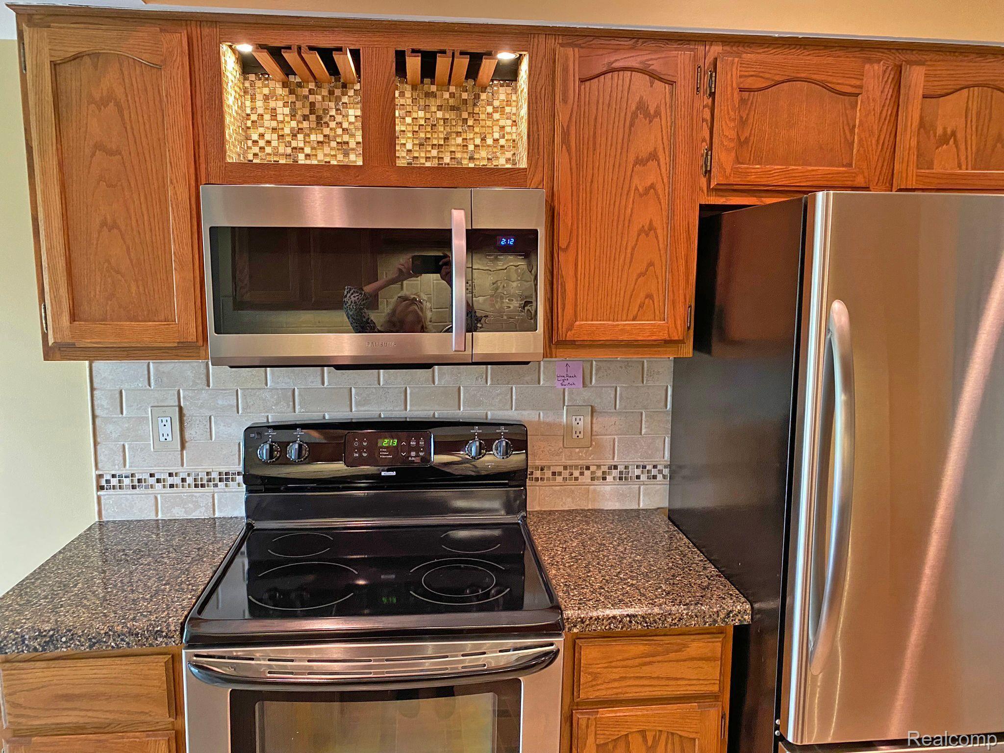 112 Meadow Ln Circle, Unit 31 Rochester, MI 48307 - Photo 10 of 33